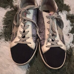 Stylish Women's Glitter Sneakers